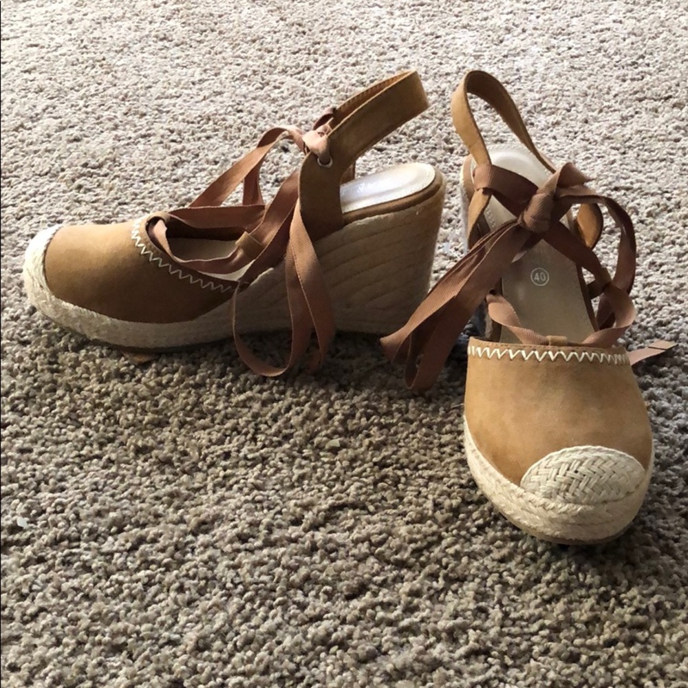 Lace up espadrilles wedges